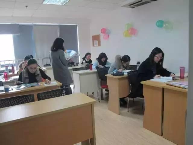 往屆寒假班上課照片