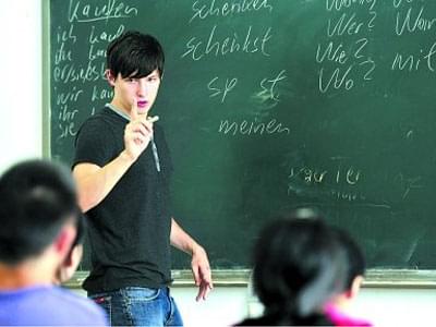 杭州德語學(xué)校：德語怎么叫Taxi出租車？